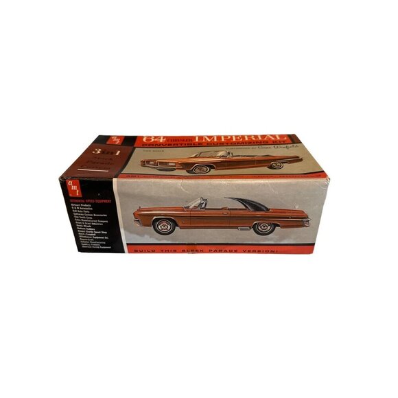 AMT '64 Chrysler Imperial 3-In-1 Convertible Customizing Kit By Gene Winfield - Picture 2 of 9